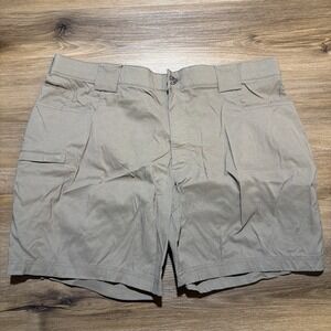 Duluth Trading Shorts Men's 40  Flex Dry on the Fly Performance Stretch 7" Brown